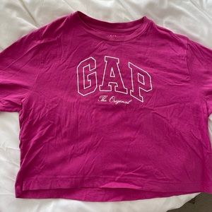 Gap tee shirt